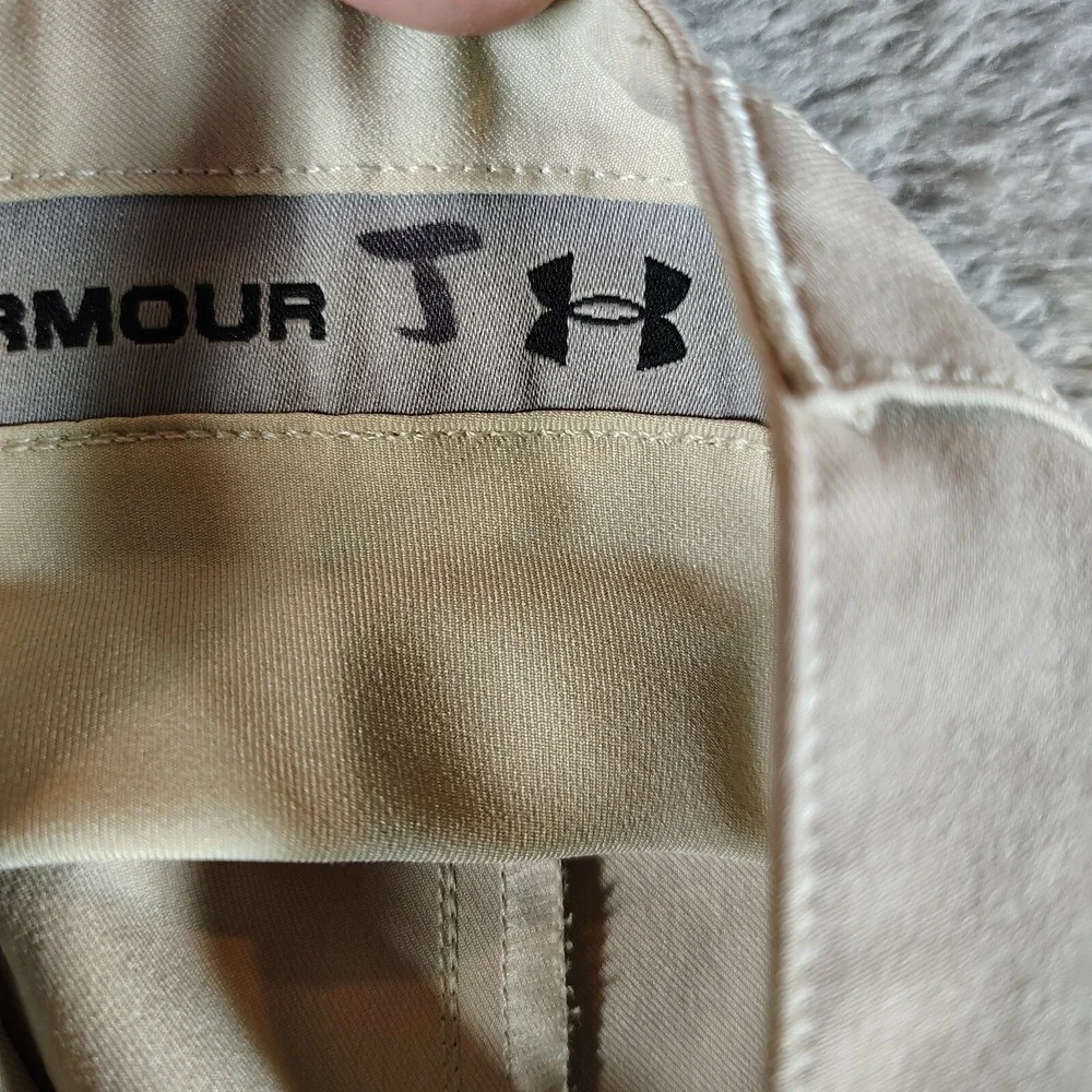 Under Armour Pants Mens 34x32 Khaki Performance Golf Chinos Stretch Casual Pleat